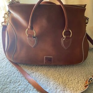 Dooney and Burke large leather bag like new